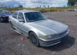 2001 BMW 740I