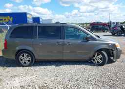 2010 DODGE GRAND CARAVAN SE