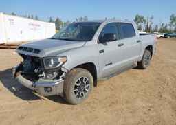 2018 TOYOTA TUNDRA CREWMAX SR5