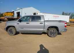 2018 TOYOTA TUNDRA CREWMAX SR5