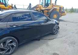 2024 HYUNDAI ELANTRA LUXURY