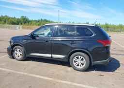 2016 MITSUBISHI OUTLANDER SE