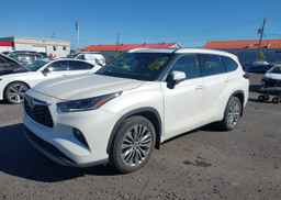 2021 TOYOTA HIGHLANDER PLATINUM