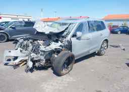 2024 VOLVO XC90 T8