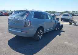 2024 VOLVO XC90 T8