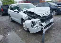 2024 MITSUBISHI outlander