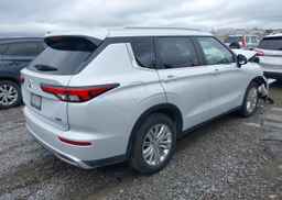 2024 MITSUBISHI outlander