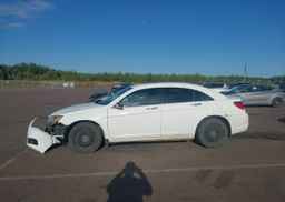 2013 CHRYSLER 200 LIMITED