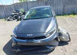 2024 KIA FORTE EX