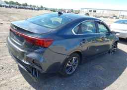 2024 KIA FORTE EX