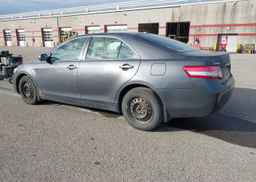 2010 TOYOTA CAMRY SE