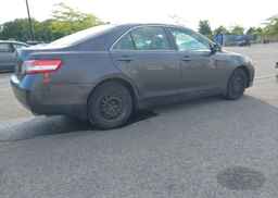 2010 TOYOTA CAMRY SE
