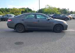 2010 TOYOTA CAMRY SE