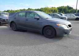 2010 TOYOTA CAMRY SE