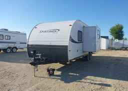 2009 SPORTSMAN Trailer