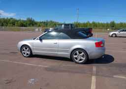 2004 AUDI S4
