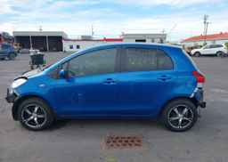 2009 TOYOTA YARIS