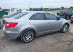 2011 SUZUKI KIZASHI S