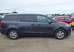 2018 KIA SEDONA LX