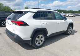 2021 TOYOTA RAV4 XLE
