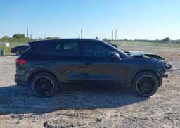 2017 PORSCHE CAYENNE