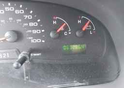 2005 FORD ECONOLINE E450 SUPER DUTY CUTWY VAN