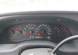 2005 FORD ECONOLINE E450 SUPER DUTY CUTWY VAN
