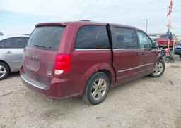 2017 DODGE GRAND CARAVAN CREW