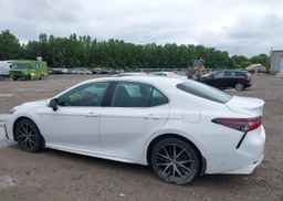 2023 TOYOTA CAMRY XLE