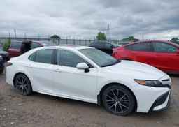 2023 TOYOTA CAMRY XLE