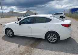 2016 MAZDA MAZDA3 GS