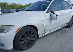 2011 BMW 3 SERIES