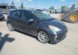 2013 TOYOTA Prius c