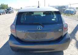 2013 TOYOTA Prius c