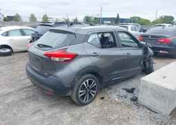 2018 NISSAN KICKS S