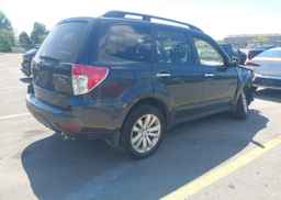 2011 SUBARU FORESTER
