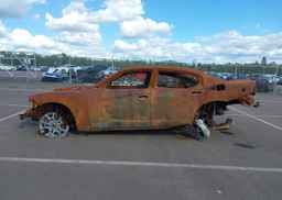 2015 DODGE CHARGER SXT