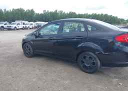2013 FORD FIESTA SE