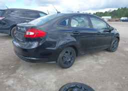 2013 FORD FIESTA SE