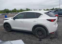 2017 MAZDA CX-5 GS