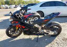 2023 APRILIA RSV4 1100 FACTORY