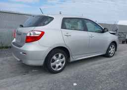2010 TOYOTA MATRIX