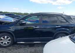 2013 KIA SORENTO LX