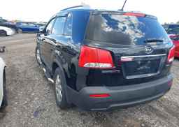 2013 KIA SORENTO LX