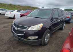 2010 CHEVROLET TRAVERSE LS