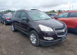 2010 CHEVROLET TRAVERSE LS