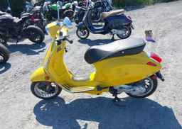 2015 VESPA PRIMAVERA 50 4V IE