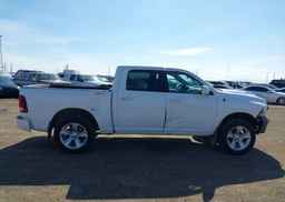 2016 RAM 1500 SPORT