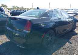 2022 CHRYSLER 300 TOURING L