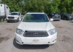 2010 TOYOTA HIGHLANDER LIMITED